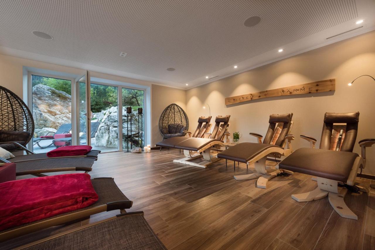 Bayern Resort Hotel - Adults Only - Mit Zugspitzblick - Eibsee-Naehe - Wellnessbereich - Naturpool Im Sommer Grainau Exterior photo