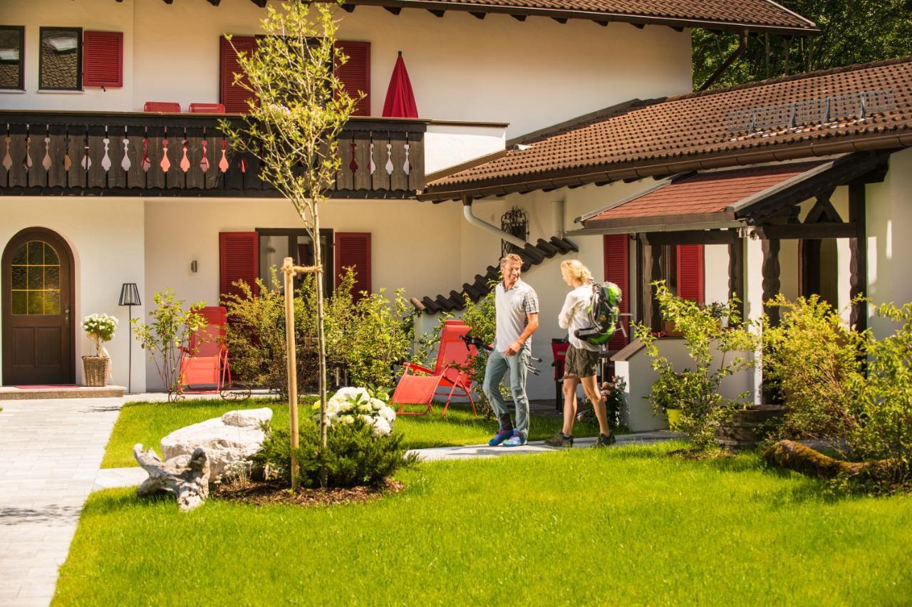 Bayern Resort Hotel - Adults Only - Mit Zugspitzblick - Eibsee-Naehe - Wellnessbereich - Naturpool Im Sommer Grainau Exterior photo